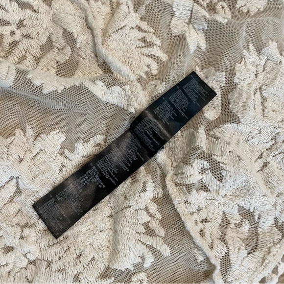 Forever 21 lace short sleeve cardigan - Picture 7 of 9